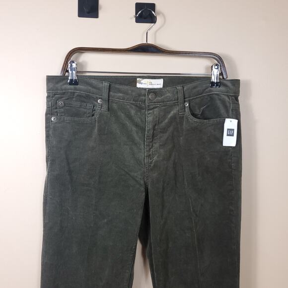 Gap Mid-rise Perfect Boot Corduroy Pants in Green Size 32 Short - Picture 2 of 10